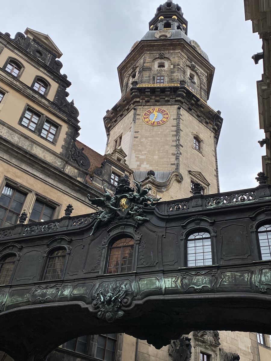 Travel from Prague to Dresden with Flixbus.