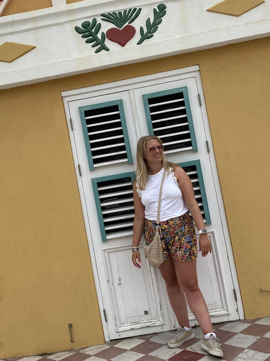 Incredible architecture, Oranjestad.