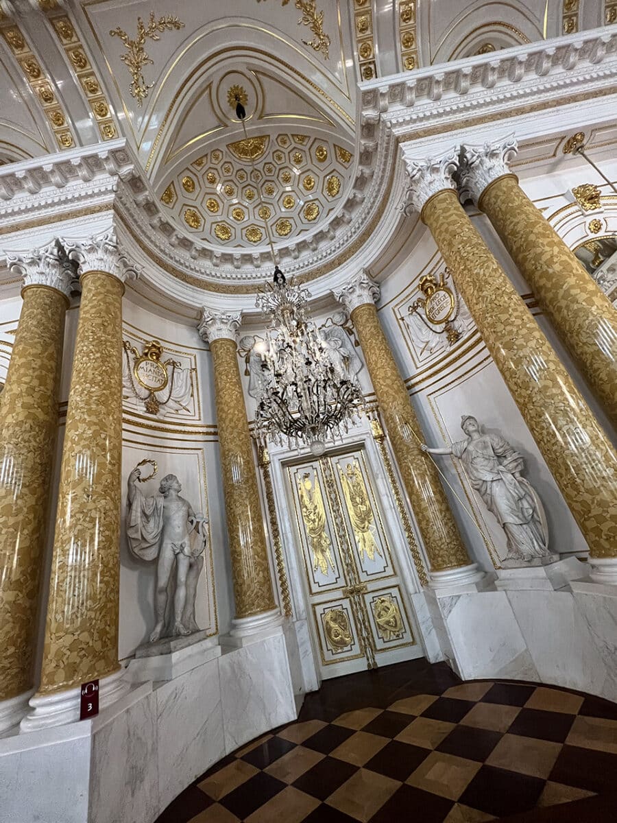 25 amazing things to do in Warsaw.