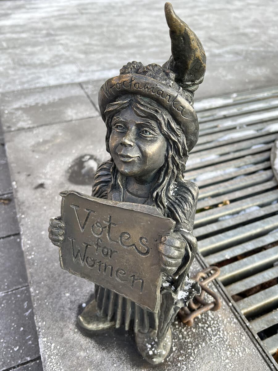 The ultimate guide to finding the Gnomes of Wrocław, Poland.